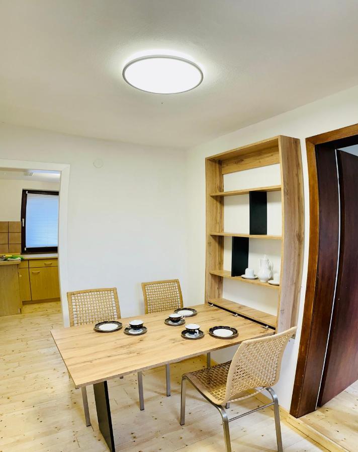 Landhaus Inklusive Parkplatz ชอทเทน ภายนอก รูปภาพ